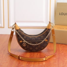 Louis Vuitton Hobo Bags